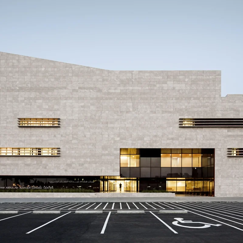 Al Sager Cardic Hospital – Omani Stone