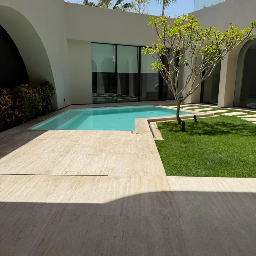Private Villa – LIGHT TRAVERTINE
