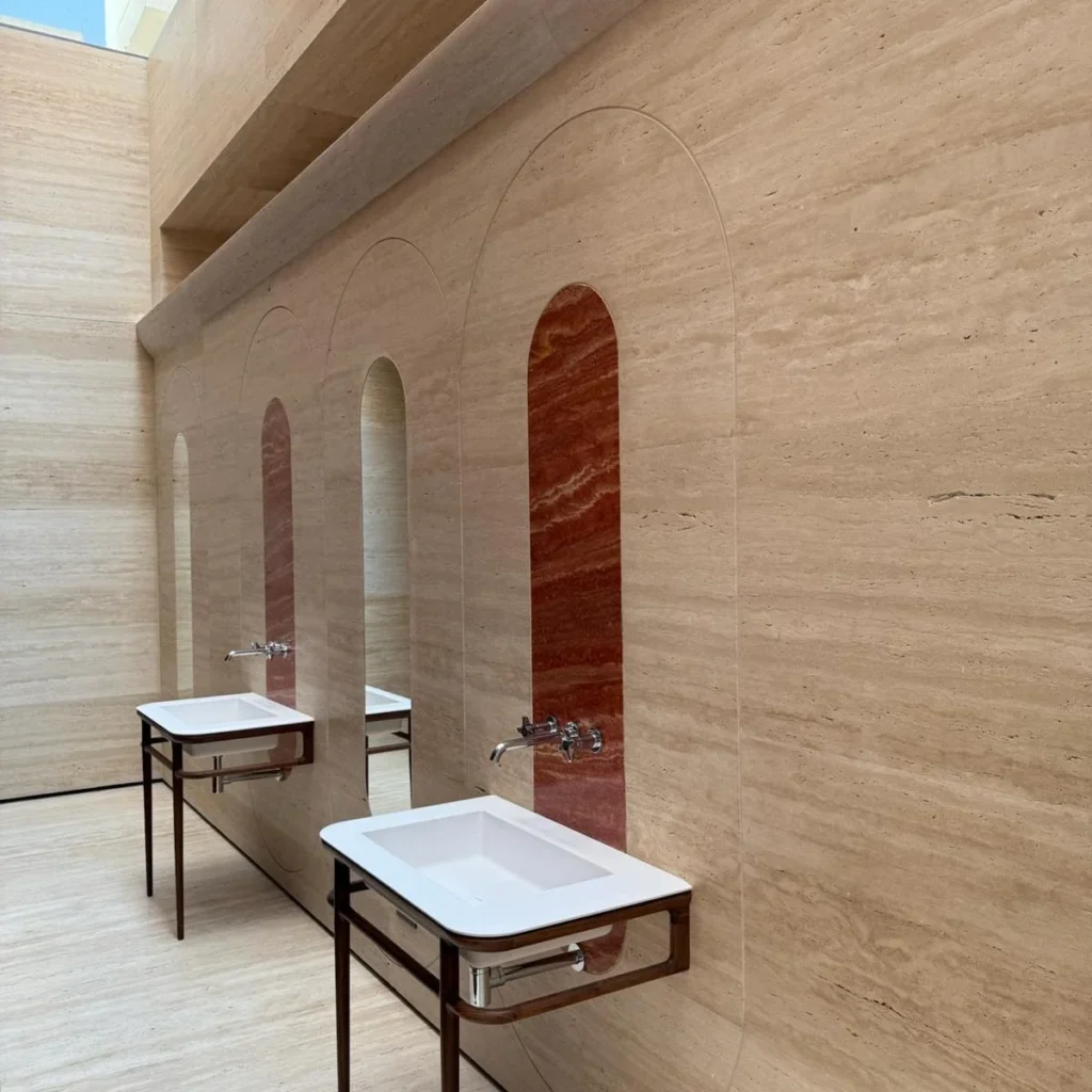 Private Villa – LIGHT TRAVERTINE